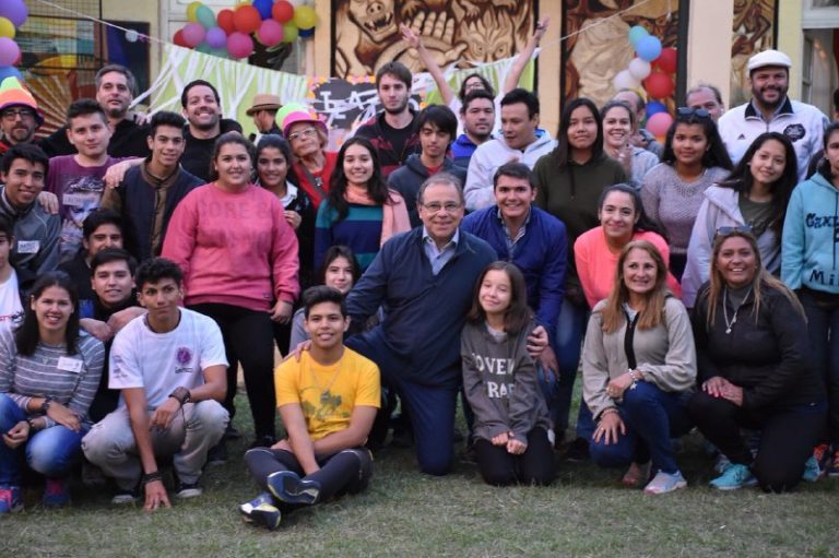 246c1f0a-97bf-4ab5-871c-5a2ad7a207fc