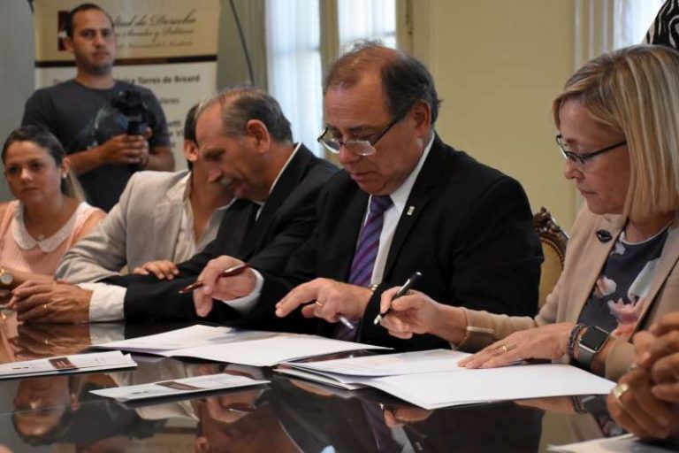 41b5d6f5-dddf-4d03-9bfd-c1f1301e0898-800