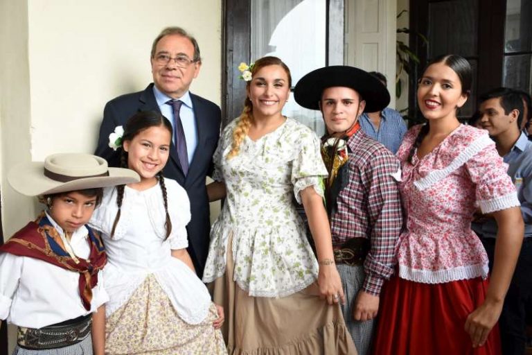 6e72416a-8238-4a07-bae7-c50165b78ba6-800