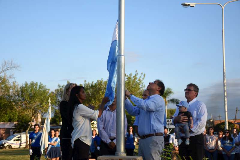 a07030c9-4eab-4927-8d59-f257552fd91d-800