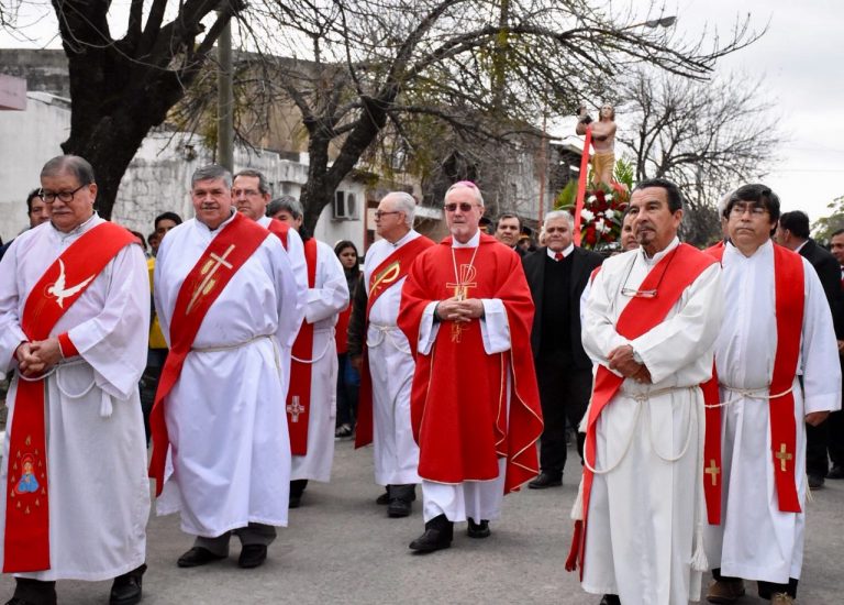 53521584-32a6-410d-80ca-4832ef5b0101