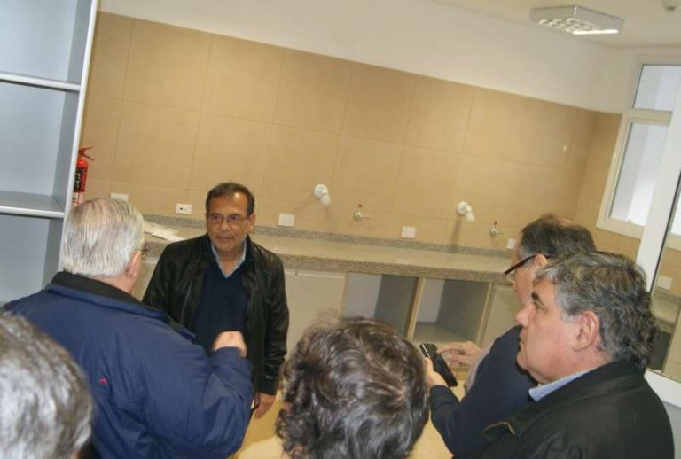 Laboratorio Escuela2-800