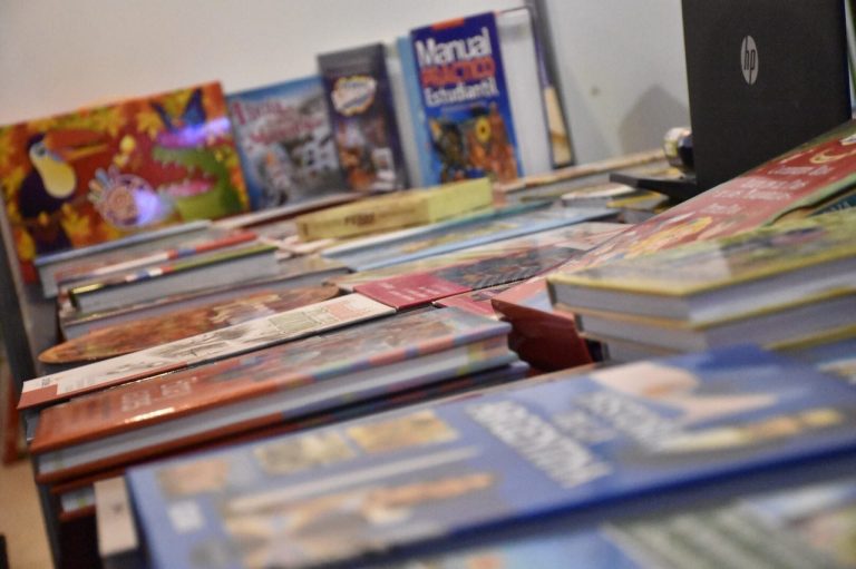 a55a6082-e4a6-470b-8862-7d478910ff59