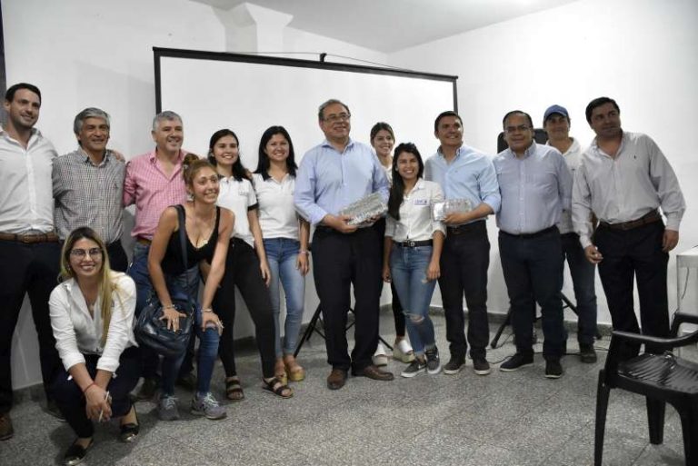 a2d97179-79e4-470e-9ba0-6457357ae4c7-800