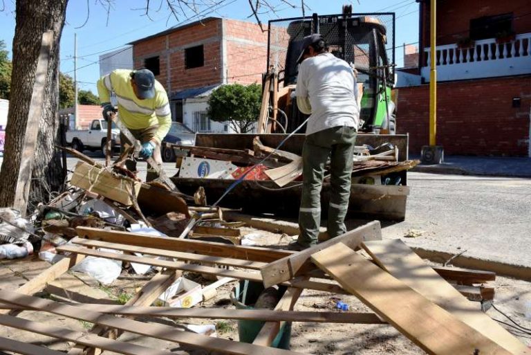 061d1c47-eeb4-4c03-b7e5-274d243f7bf7-800