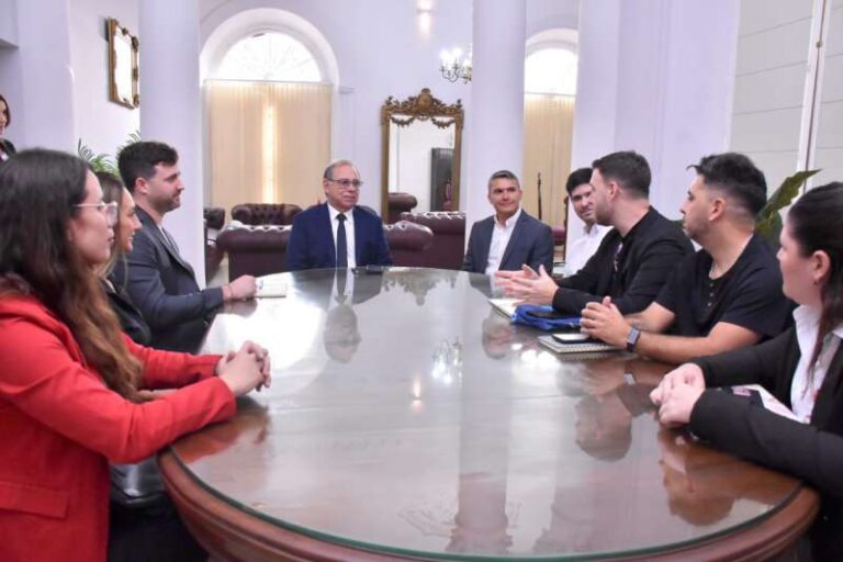 d64f80c2-5b64-8d19-726b-0b1339d053df-800