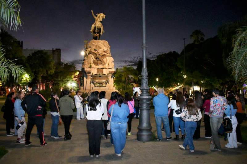 35a5be4d-9f28-f07c-ee56-529b420b9b23-800