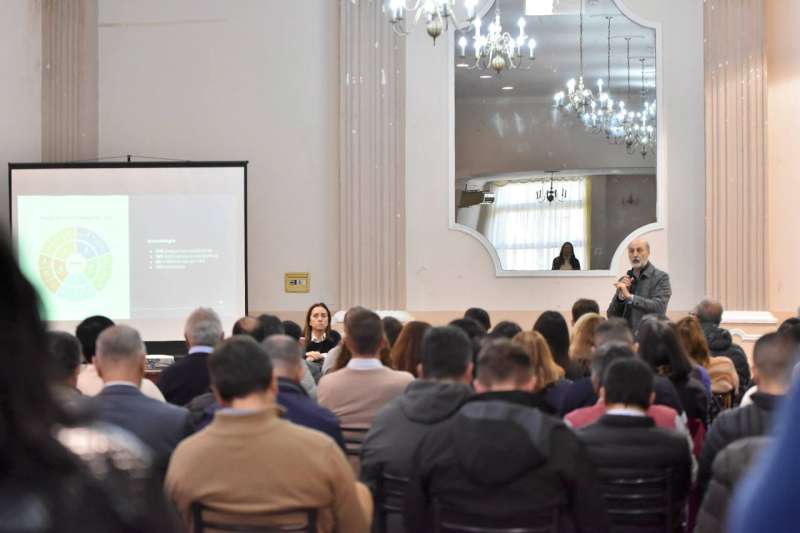 e98e3c91-1337-6edd-a4e1-8e062c750161-800