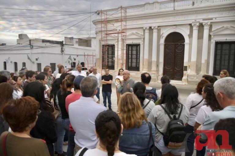 857670f1-b12b-c4e6-5363-8222b5d31dea-800