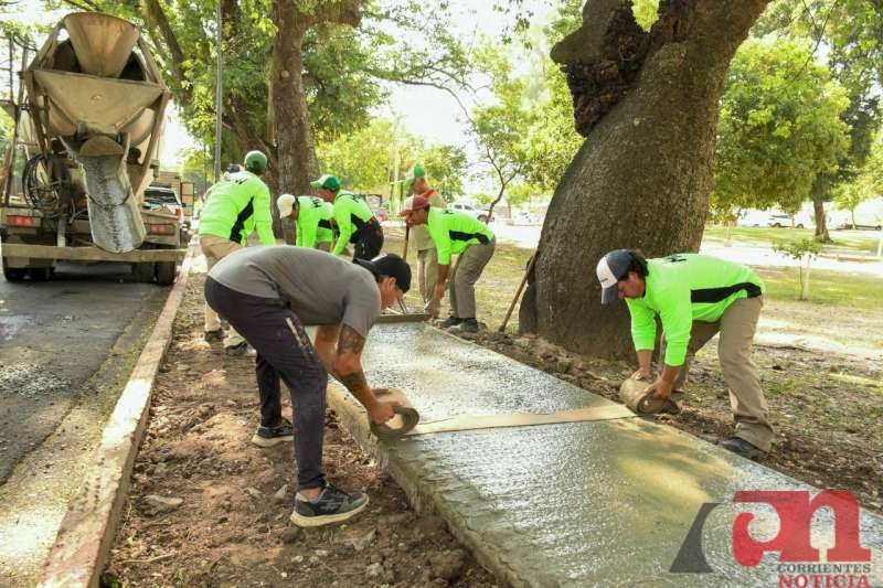 3e52195f-cf23-3933-890d-ad7a203b8425-800